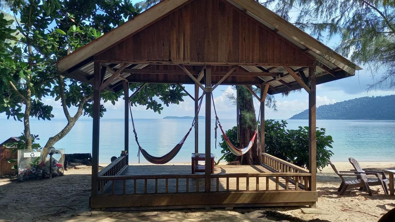 Swiss Cottage Tioman Kampong Ayer Batang Exteriör bild