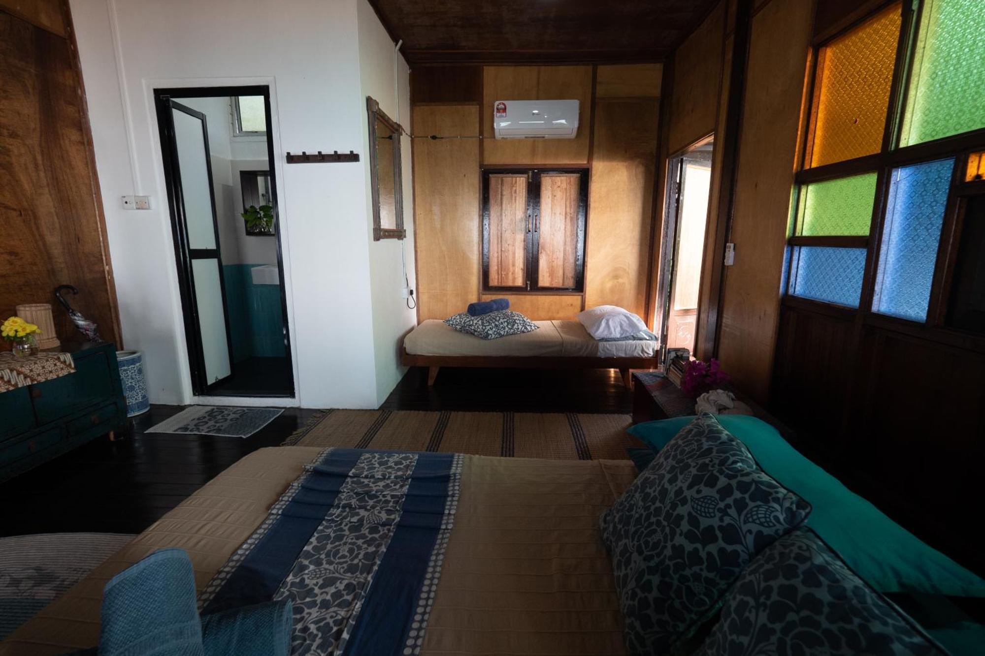 Swiss Cottage Tioman Kampong Ayer Batang Exteriör bild