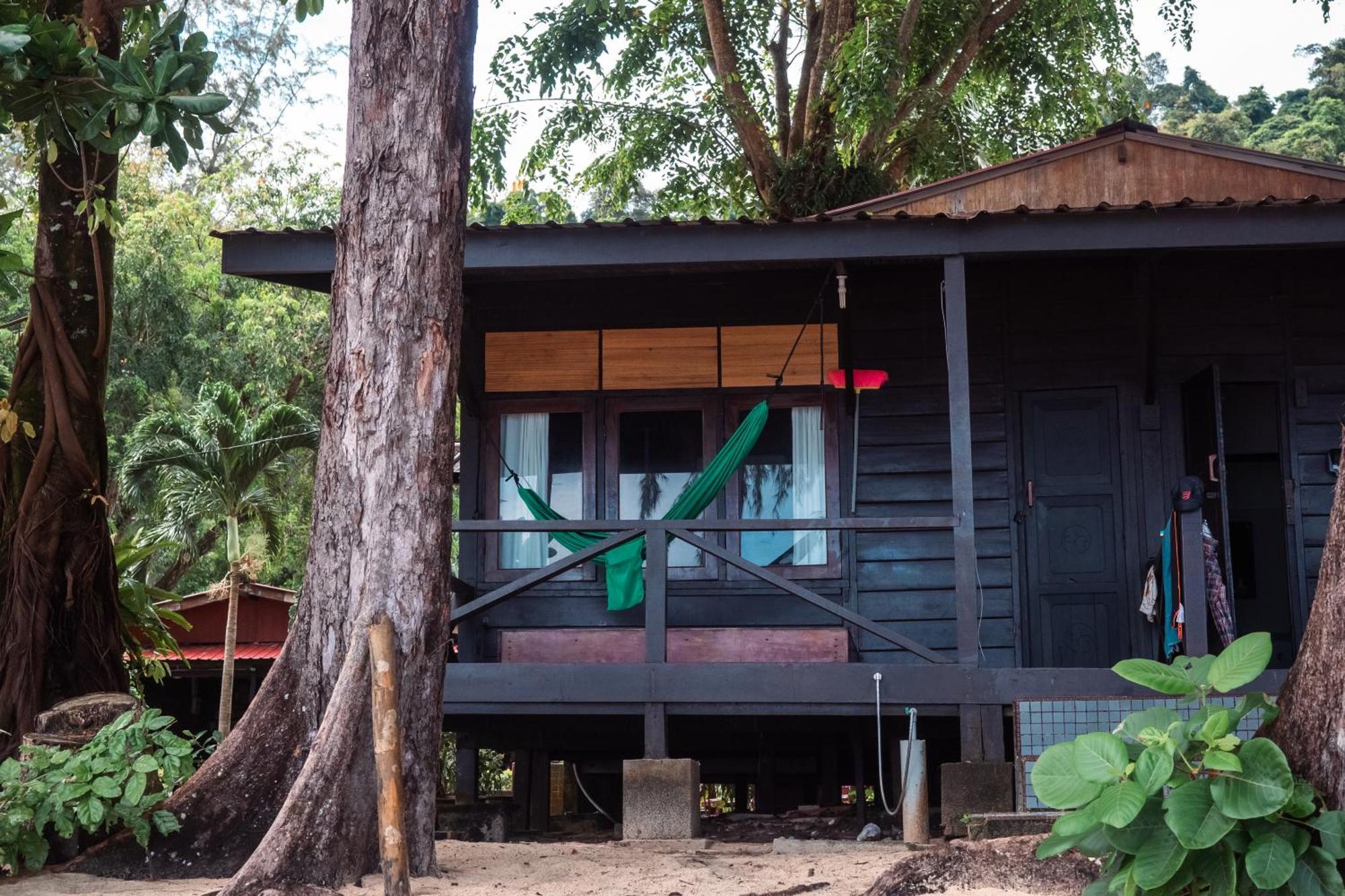 Swiss Cottage Tioman Kampong Ayer Batang Exteriör bild